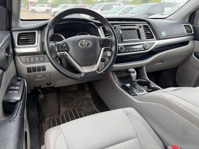 2015 Toyota Highlander LE Plus V6