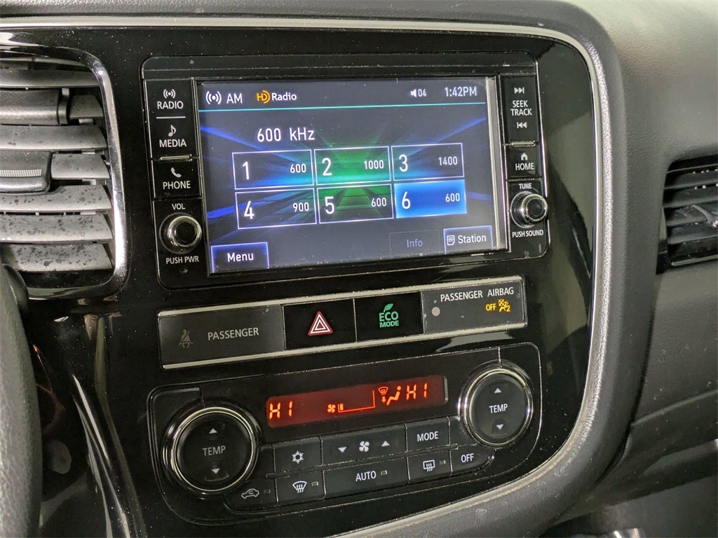 2019 Mitsubishi Outlander ES