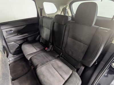 2019 Mitsubishi Outlander ES