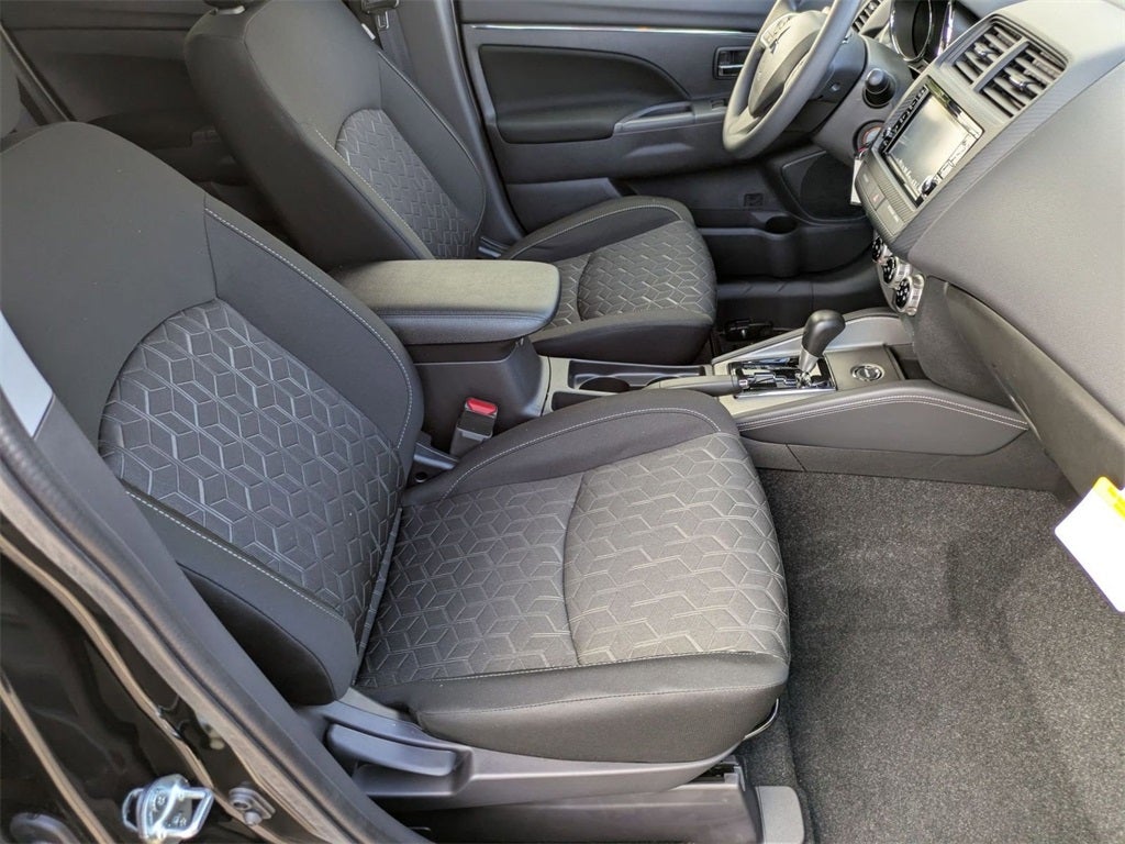 2025 Mitsubishi Outlander Sport 2.0 ES