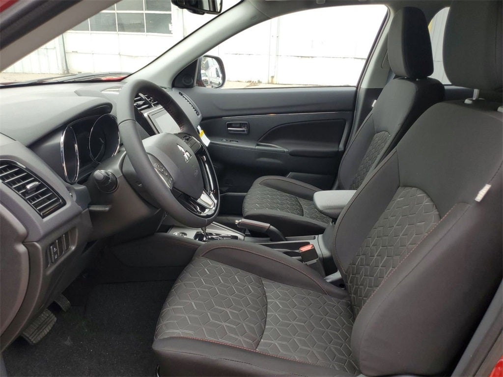 2025 Mitsubishi Outlander Sport 2.0 LE