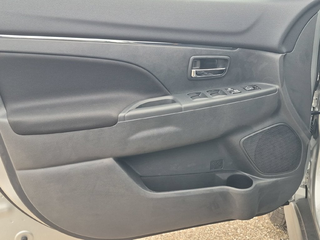 2027 Mitsubishi Outlander Sport 2.0 ES