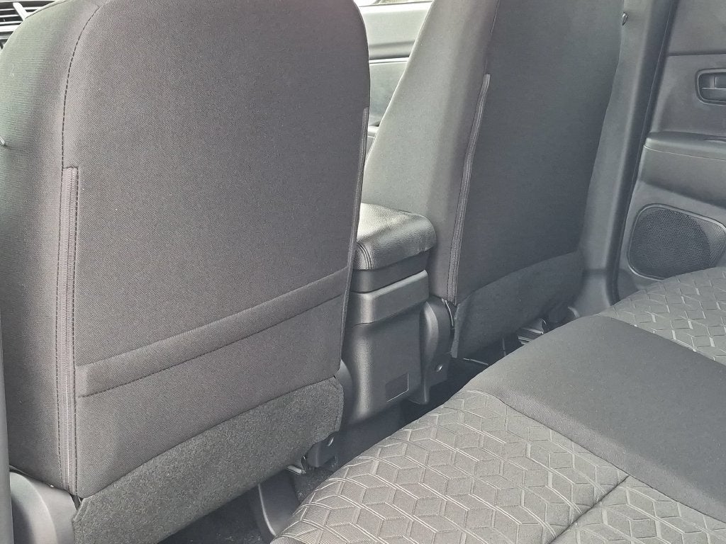 2027 Mitsubishi Outlander Sport 2.0 ES