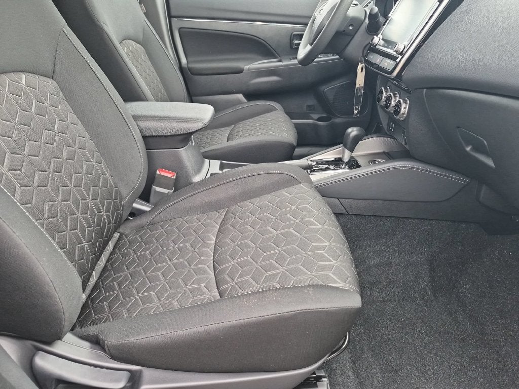 2027 Mitsubishi Outlander Sport 2.0 ES