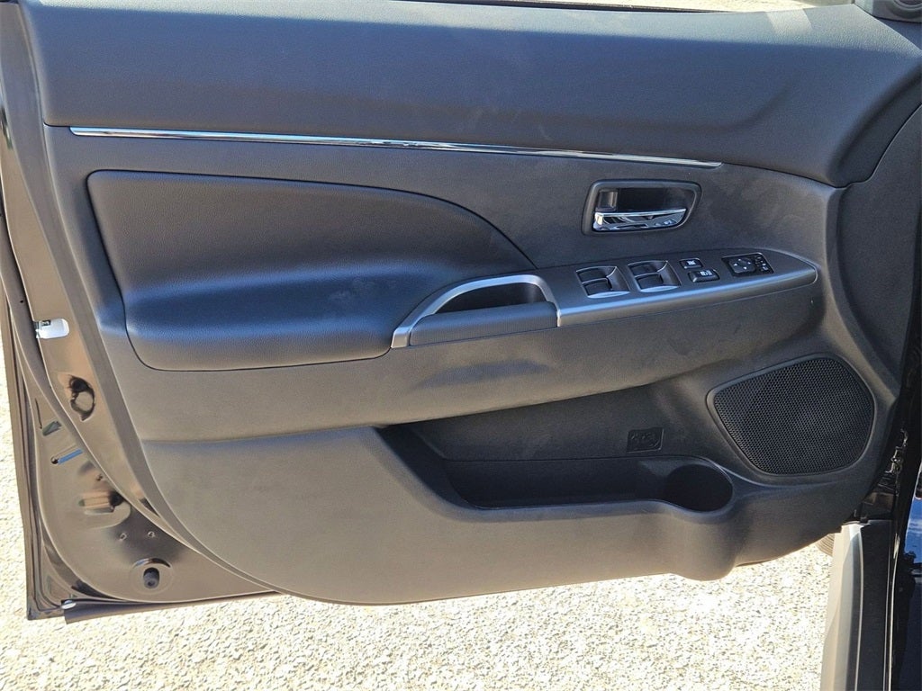 2025 Mitsubishi Outlander Sport 2.0 SE