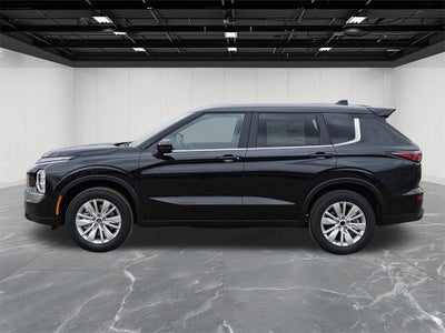 2025 Mitsubishi Outlander ES
