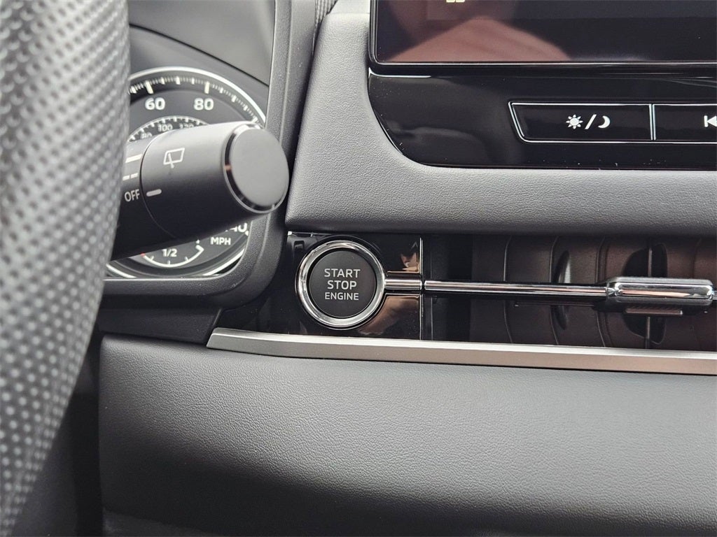 2025 Mitsubishi Outlander ES