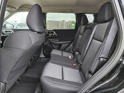 2025 Mitsubishi Outlander ES