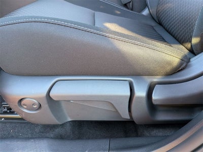 2025 Mitsubishi Outlander ES