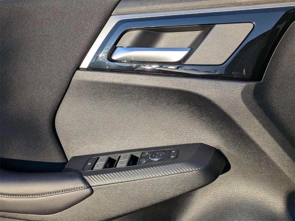 2025 Mitsubishi Outlander ES