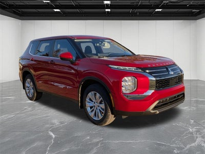 2025 Mitsubishi Outlander ES