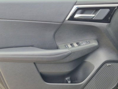 2026 Mitsubishi Outlander LE