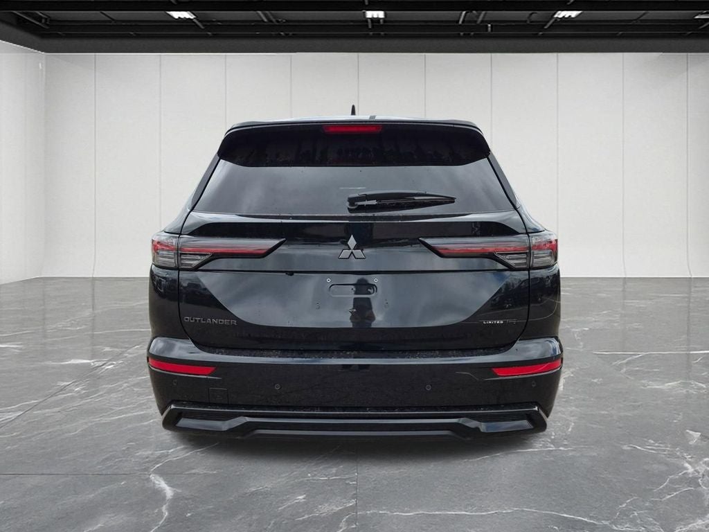 2026 Mitsubishi Outlander LE