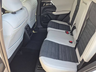 2026 Mitsubishi Outlander SE