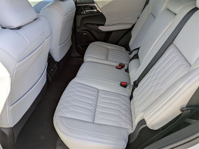 2025 Mitsubishi Outlander SEL