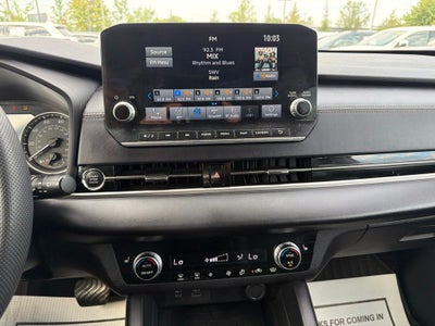 2023 Mitsubishi Outlander SE