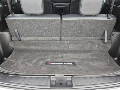 2023 Mitsubishi Outlander SE