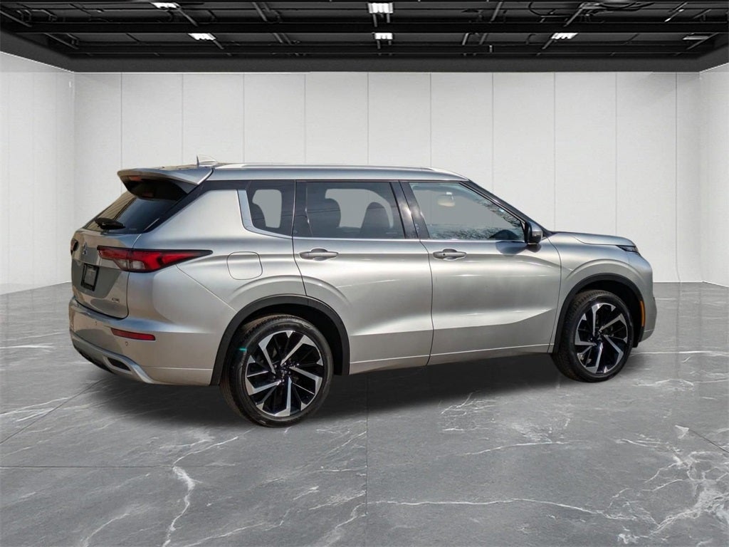 2022 Mitsubishi Outlander SEL