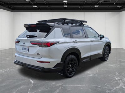 2025 Mitsubishi Outlander SE TRAIL EDITION