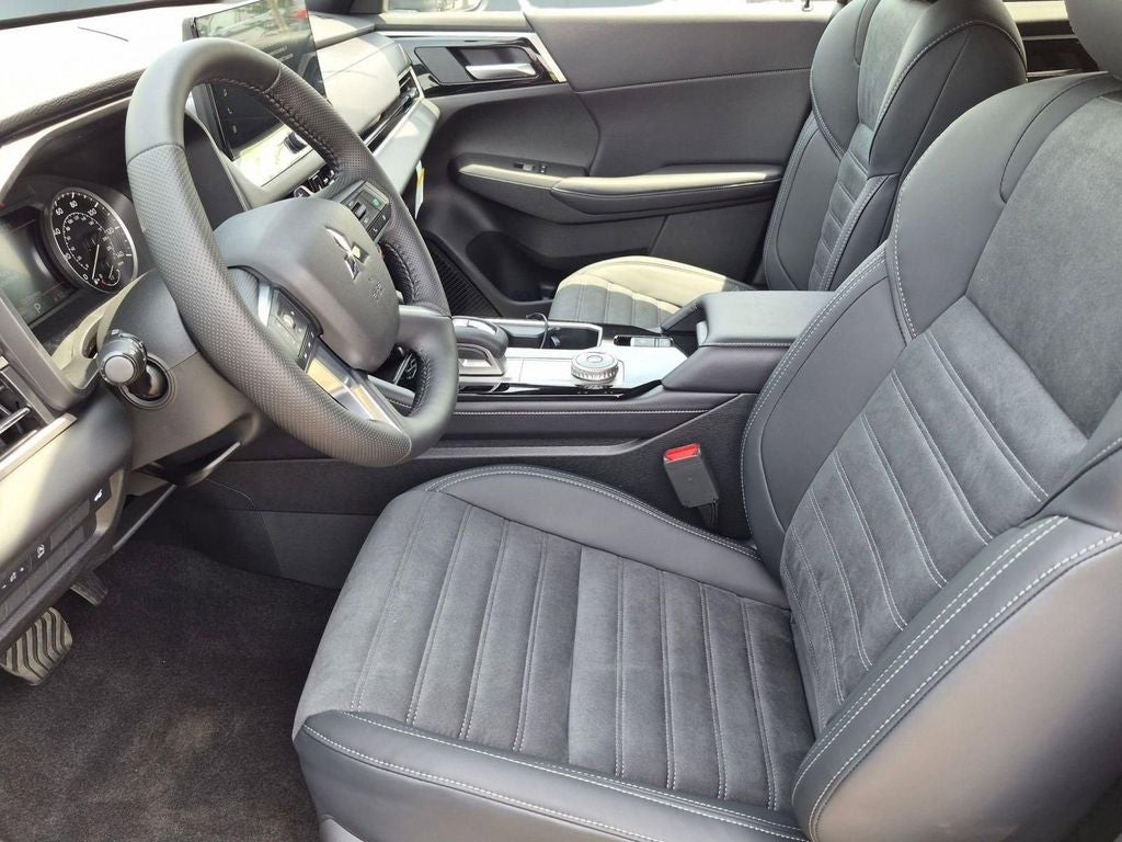 2026 Mitsubishi Outlander Ralliart