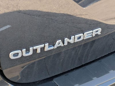 2026 Mitsubishi Outlander SE