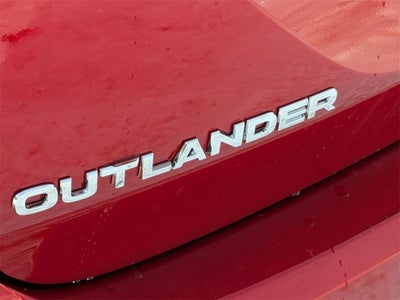 2026 Mitsubishi Outlander SE