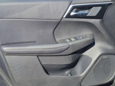 2026 Mitsubishi Outlander LE