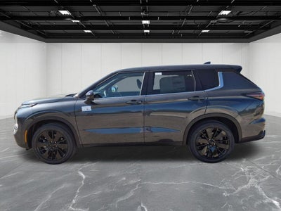 2026 Mitsubishi Outlander LE