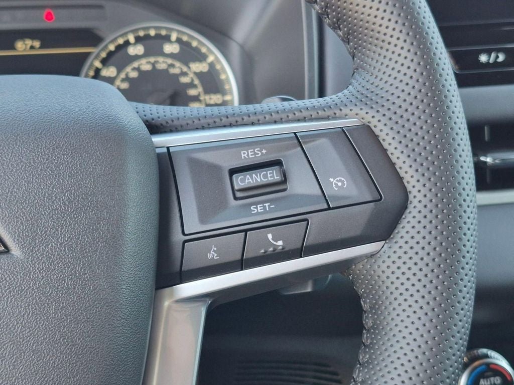 2026 Mitsubishi Outlander LE