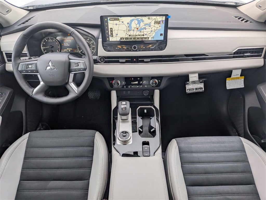 2026 Mitsubishi Outlander SE