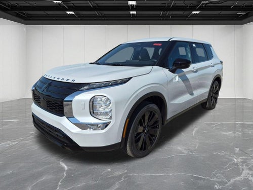 2026 Mitsubishi Outlander LE