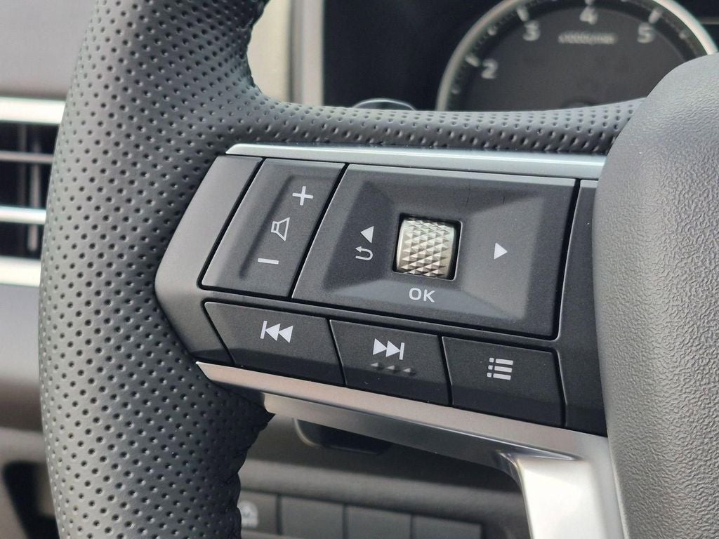 2026 Mitsubishi Outlander LE