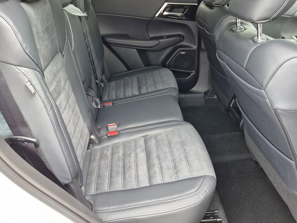 2026 Mitsubishi Outlander Trail Edition