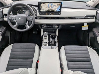 2026 Mitsubishi Outlander SE
