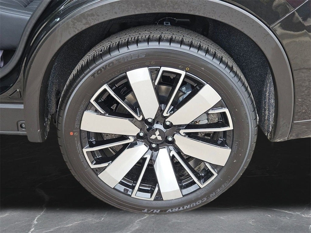 2025 Mitsubishi Outlander SEL