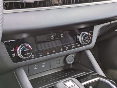 2025 Mitsubishi Outlander SEL