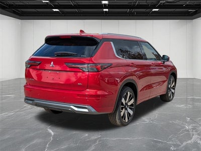 2025 Mitsubishi Outlander SEL