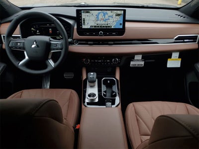 2025 Mitsubishi Outlander SEL