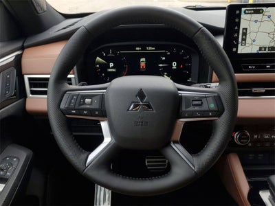 2025 Mitsubishi Outlander SEL