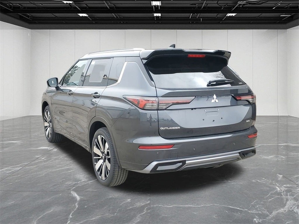 2025 Mitsubishi Outlander SEL