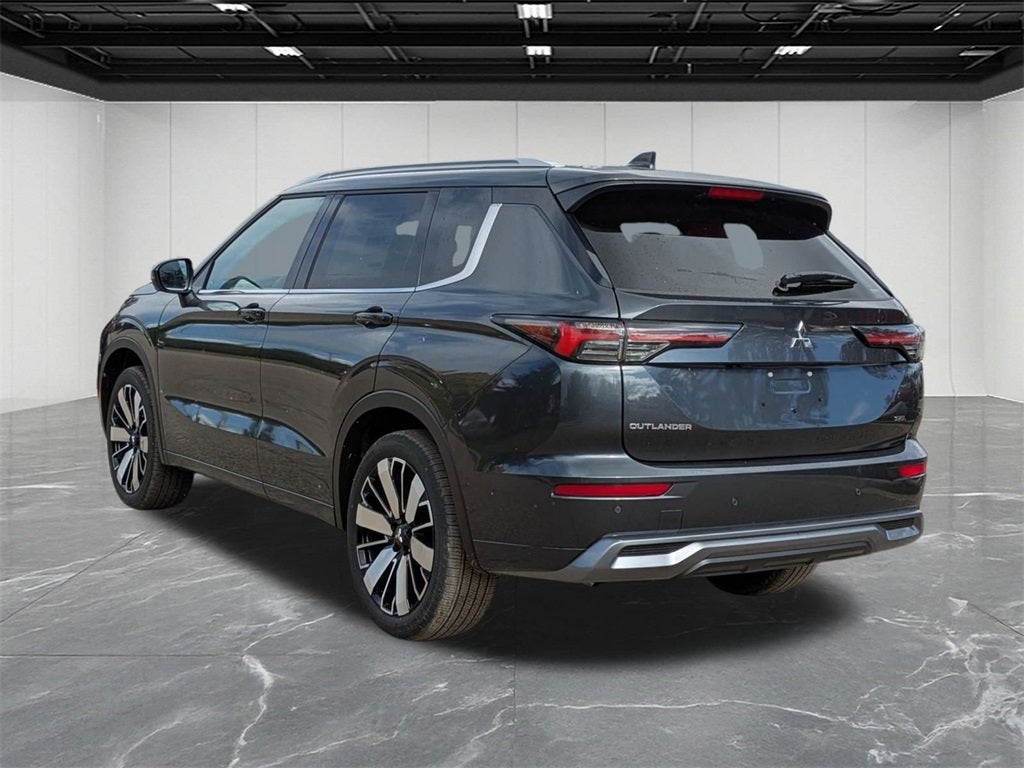 2025 Mitsubishi Outlander SEL