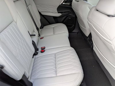 2025 Mitsubishi Outlander SEL