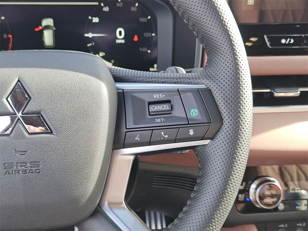 2025 Mitsubishi Outlander SEL