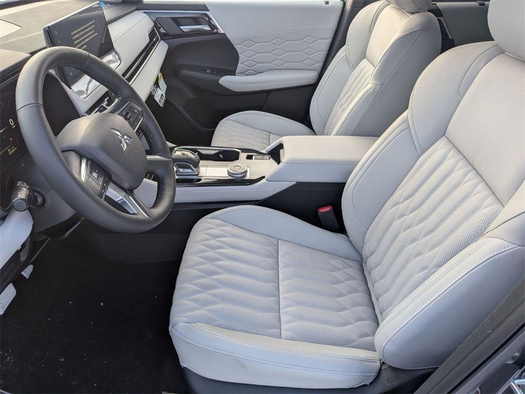 2026 Mitsubishi Outlander SEL