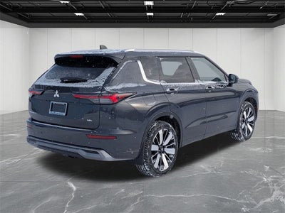 2026 Mitsubishi Outlander SEL