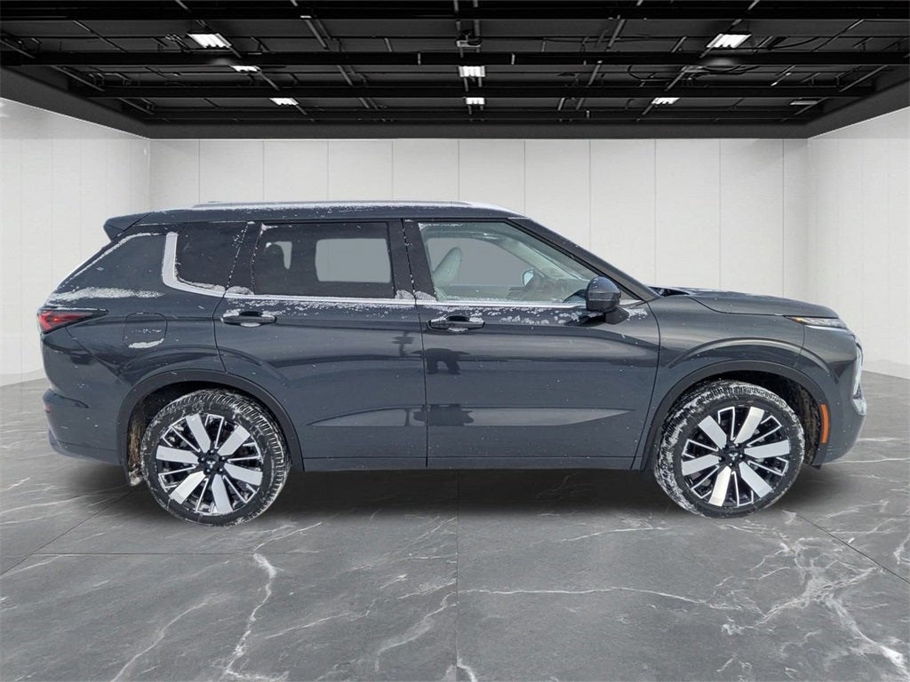 2026 Mitsubishi Outlander SEL
