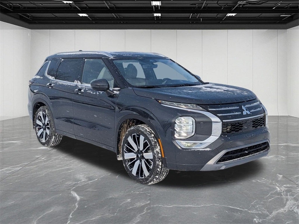2026 Mitsubishi Outlander SEL