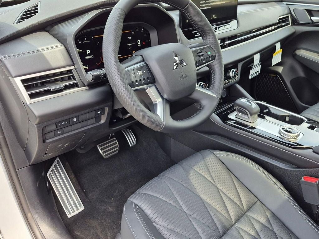 2026 Mitsubishi Outlander Black Edition