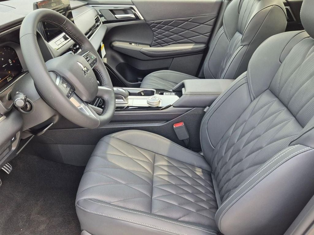 2026 Mitsubishi Outlander Black Edition