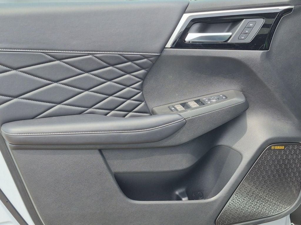 2026 Mitsubishi Outlander Black Edition